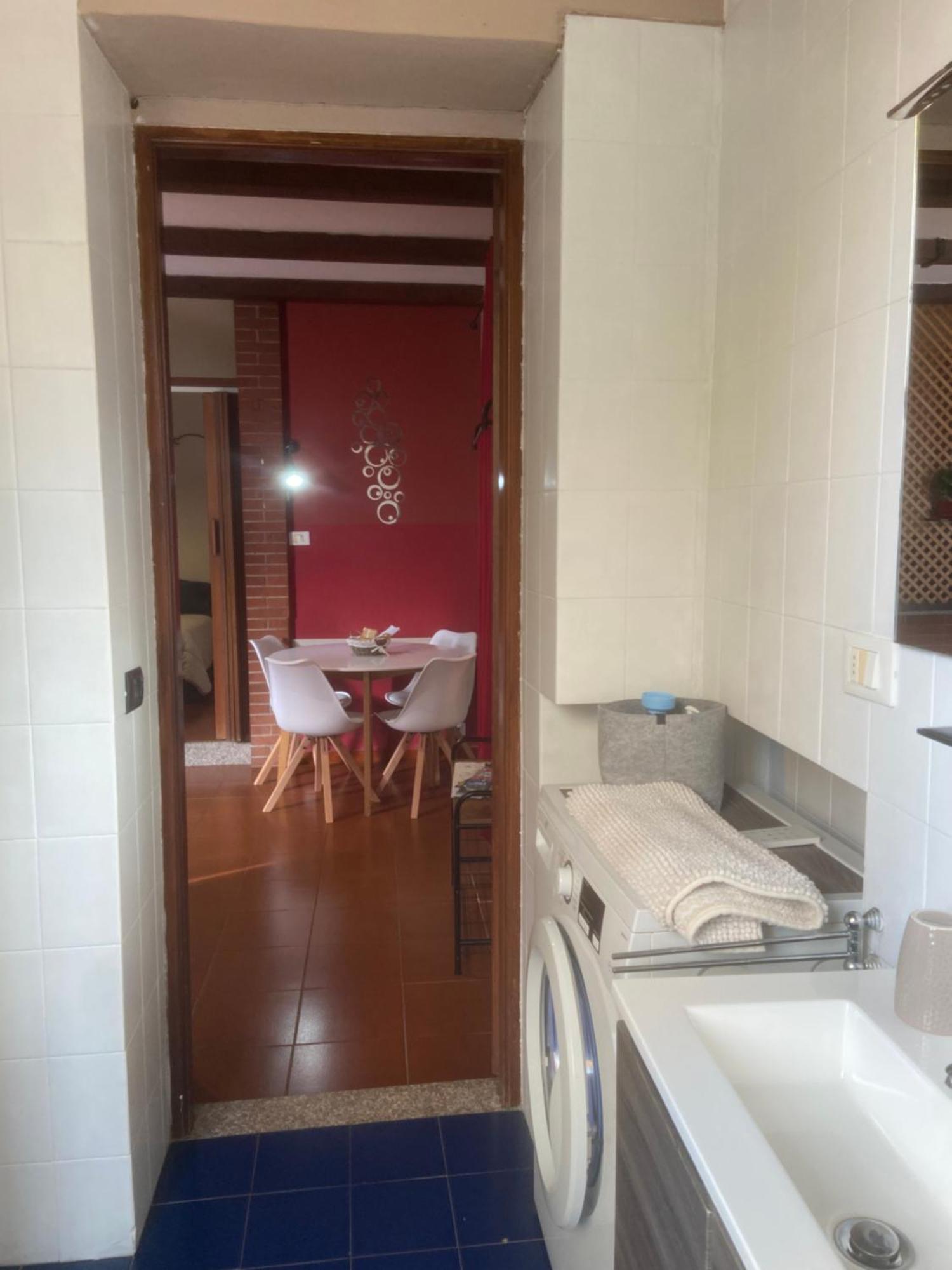 Appartamento Homemade A Due Passi Da Centro Биелла Экстерьер фото